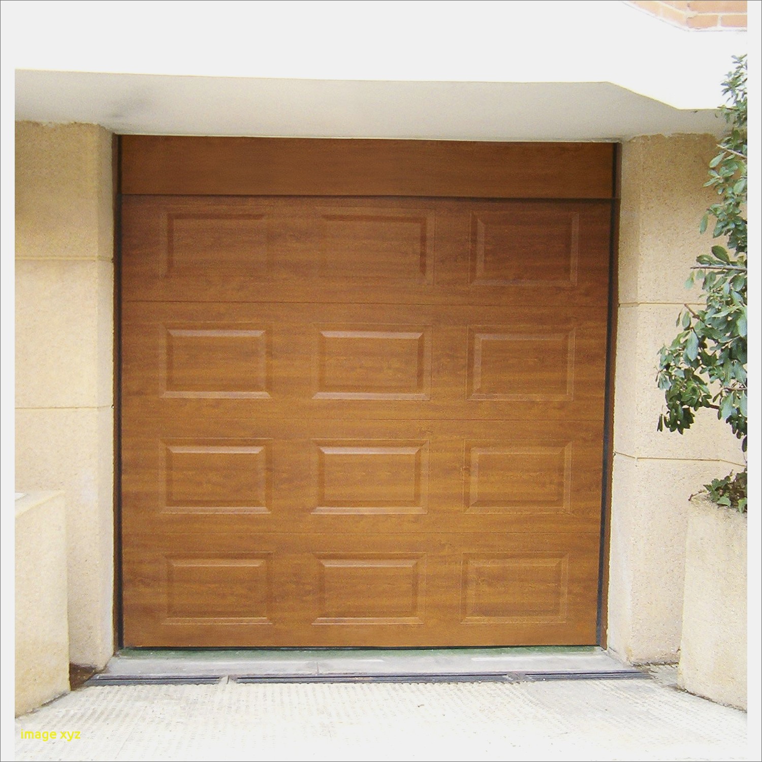 Porte de garage coulissante chez lapeyre