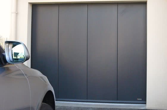 Porte de garage enroulable laterale