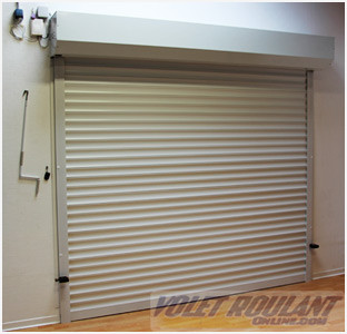 Porte de garage enroulable pas cher sur mesure