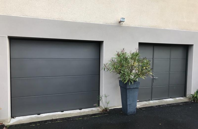 Porte de garage coulissante gypass