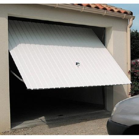 Poser une porte basculante de garage