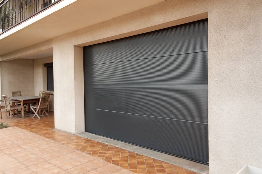 Vente et pose porte de garage sectionnelle