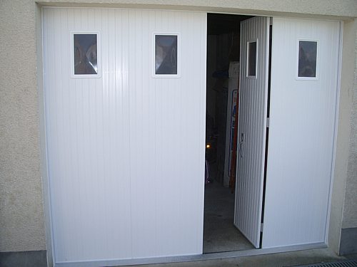 Porte de garage en pvc 4 vantaux
