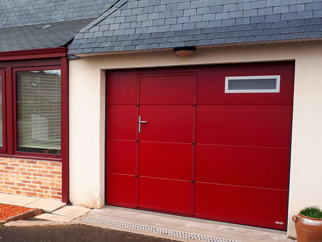 Porte de garage en ligne