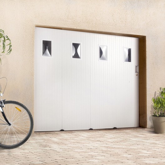 Pose porte de garage sectionnelle laterale