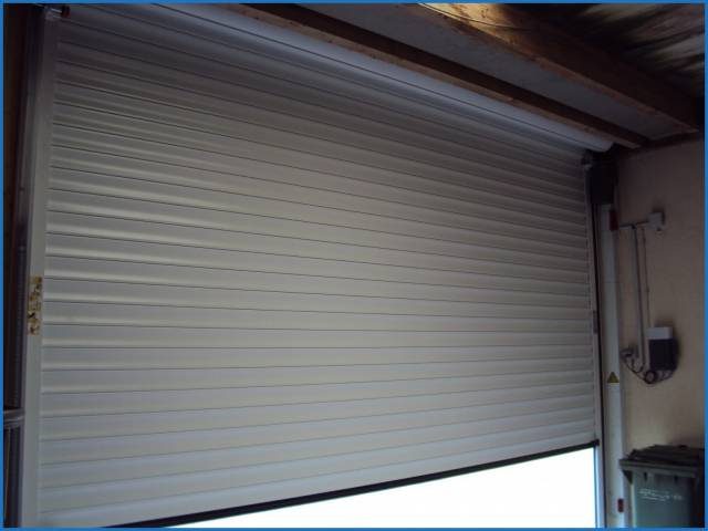 Porte de garage roulant sur mesure