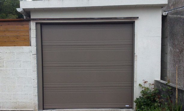 Porte de garage fame notice