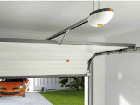 Motorisation solaire porte de garage sectionnelle