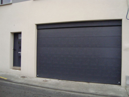 Moteur porte de garage sectionnelle la toulousaine