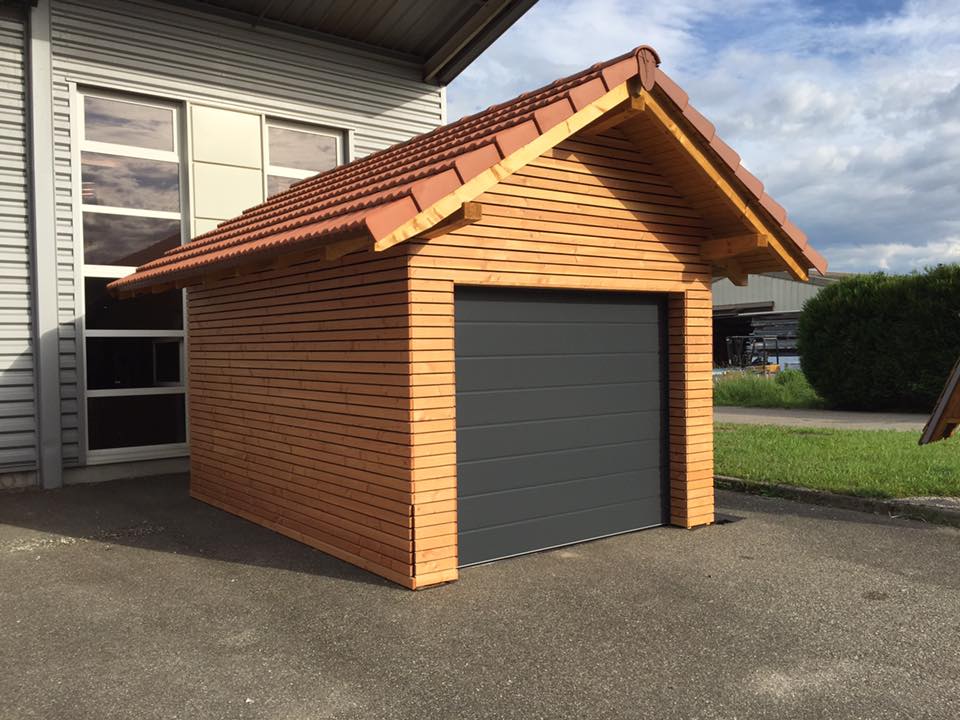 Porte de garage bardage bois