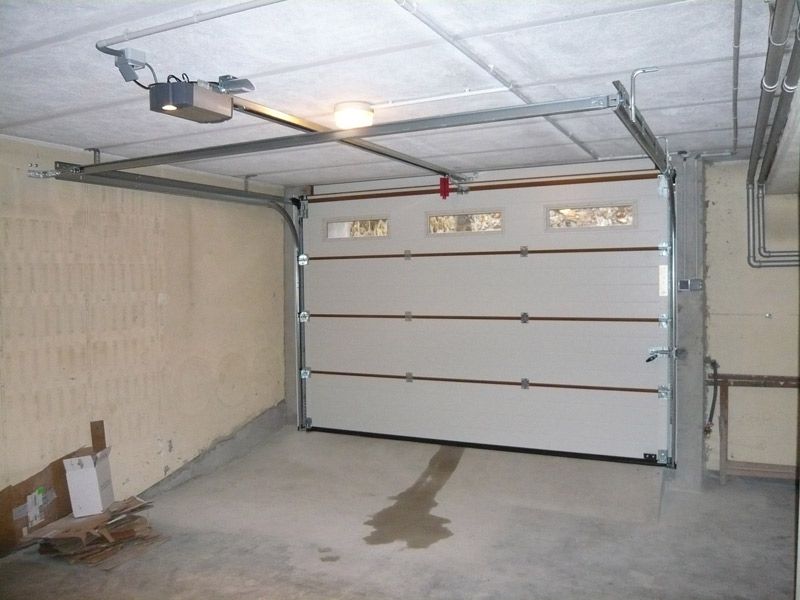 Porte de garage sectionnelle isolé